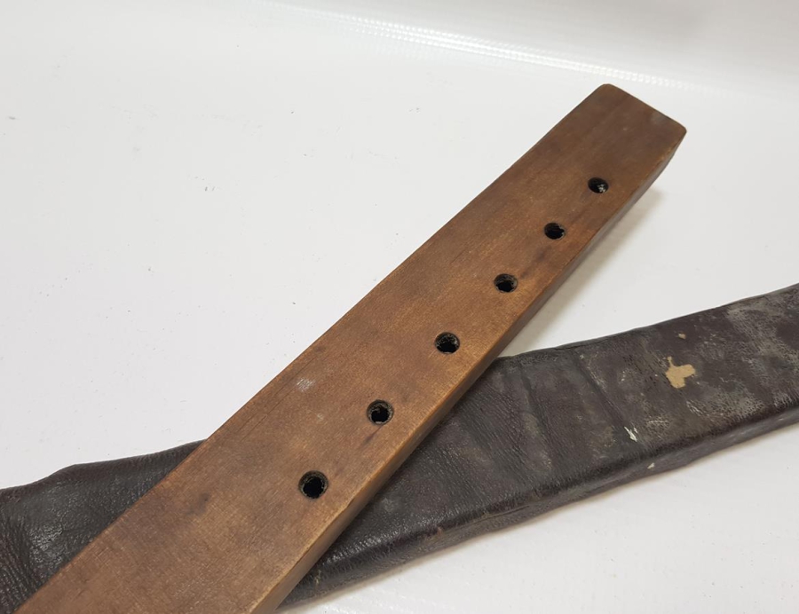 ORİJİNAL DERİ KILIFINDA EL YAPIMI ANTİKA KAVAL