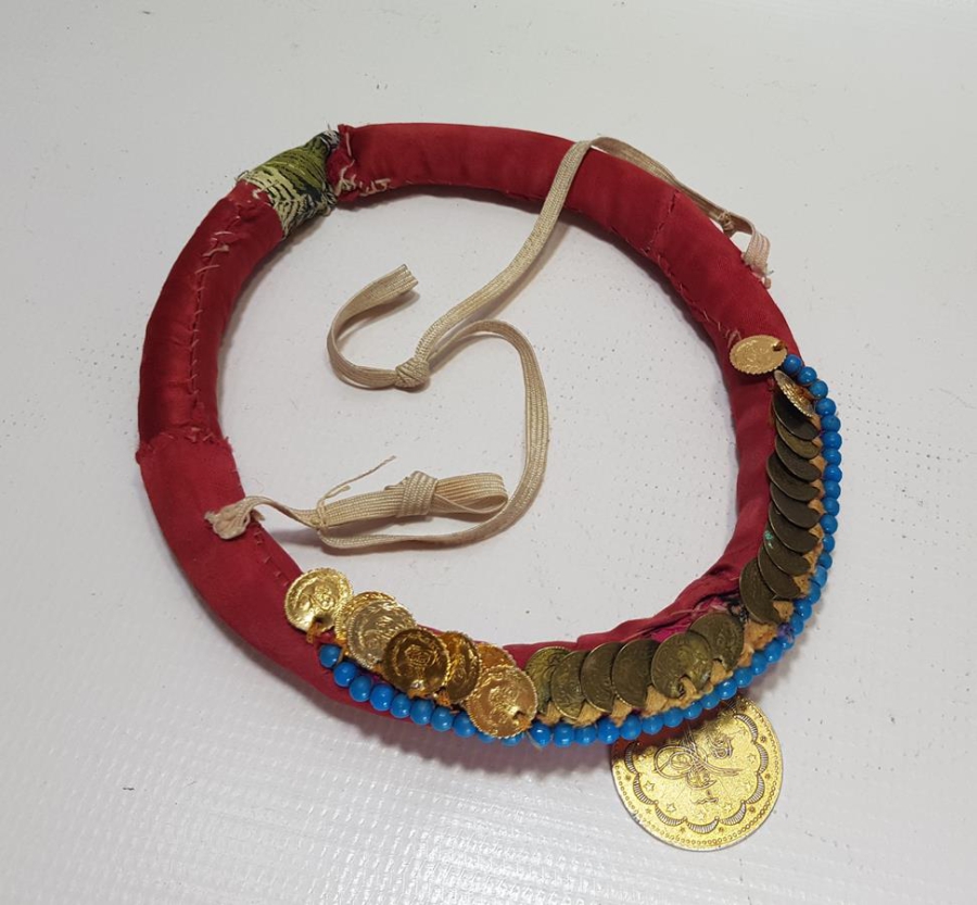 OSMANLI DÖNEMİ PENEZ VE BONCUKLARLA SÜSLÜ KADIN BAŞLIĞI