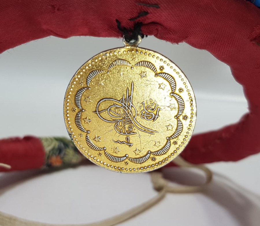 OSMANLI DÖNEMİ PENEZ VE BONCUKLARLA SÜSLÜ KADIN BAŞLIĞI