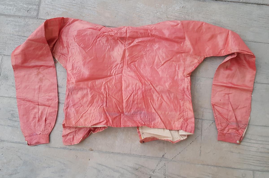 OSMANLI DÖNEMİ İPEK KADIN YELEĞİ