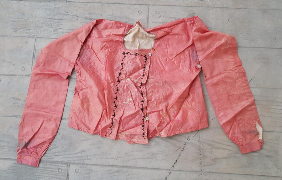 OSMANLI DÖNEMİ İPEK KADIN YELEĞİ