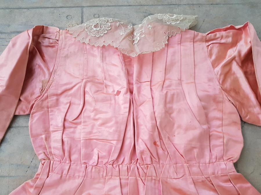 OSMANLI DÖNEMİ İPEKLİ KADIN ELBİSESİ