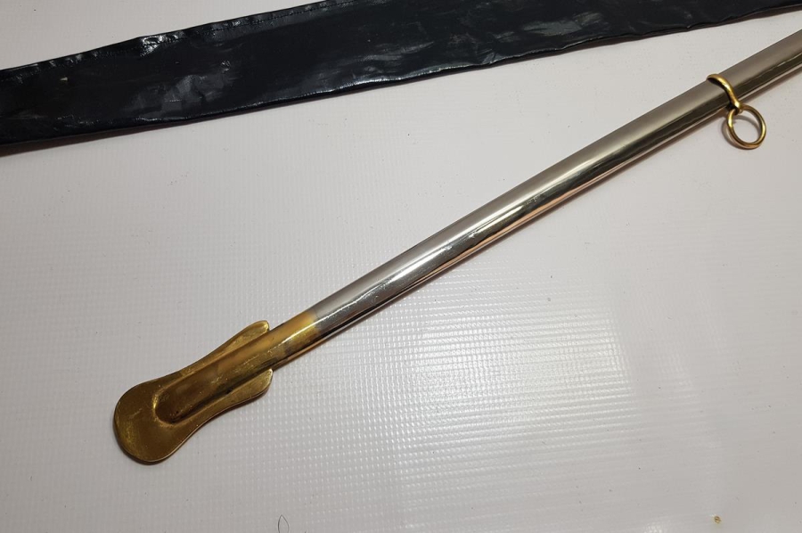 ORİJİNAL KORUMA KILIFINDA ANTİKA SUBAY KILICI