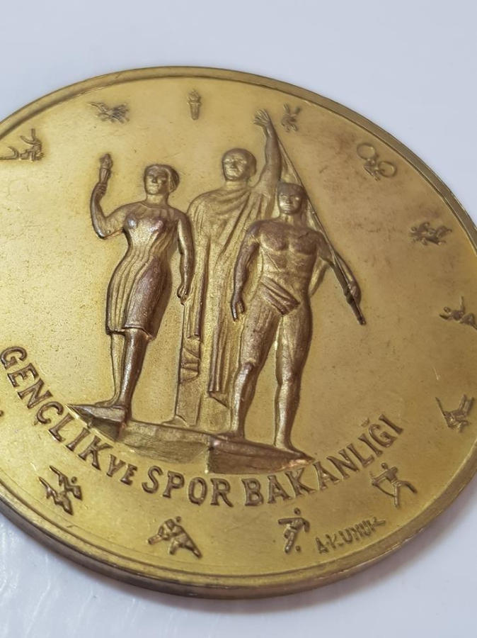 1973 TÜRKİYE CUMHURİYETİ'NİN 50. YILI ALTIN KAPLAMA MADALYA