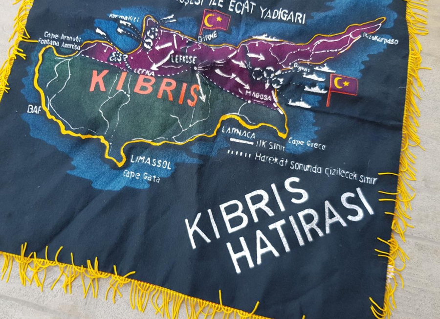 1974 KIBRIS BARIŞ HAREKATI DÖNEMİ YAPILMIŞ KIBRIS HARİTALI NADİR DUVAR PANOSU