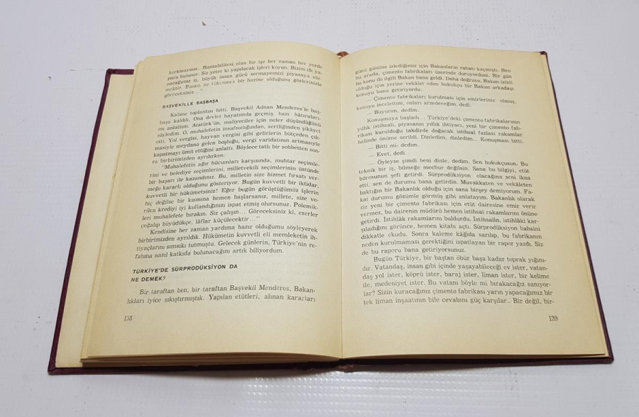 CELAL BAYAR ISLAK İMZALI KİTAP: BAŞVEKİLİM ADNAN MENDERES