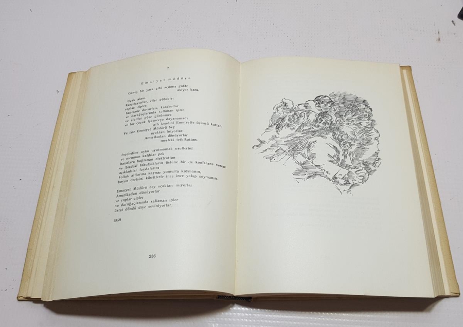 NADİR KİTAP: 1968 SOFYA BASKI NAZIM HİKMET BÜTÜN ESERLERİ - CİLT 2