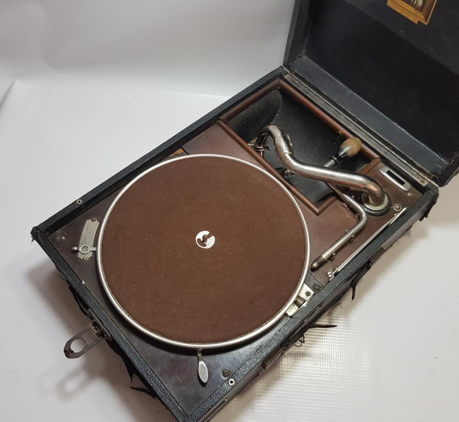 HIS MASTER'S VOICE GRAMOFON