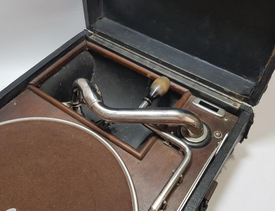 HIS MASTER'S VOICE GRAMOFON