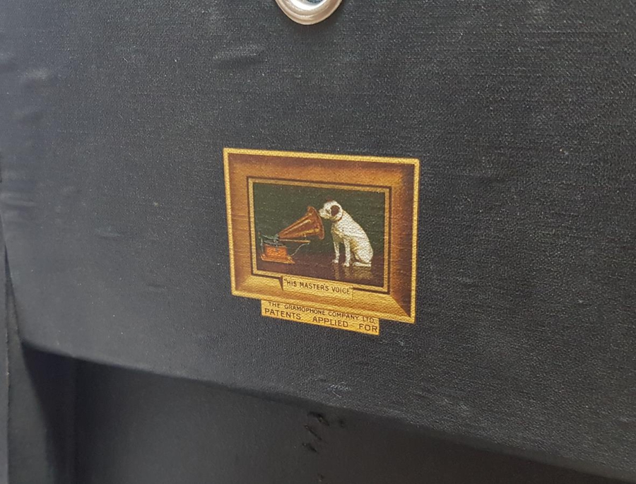 HIS MASTER'S VOICE GRAMOFON