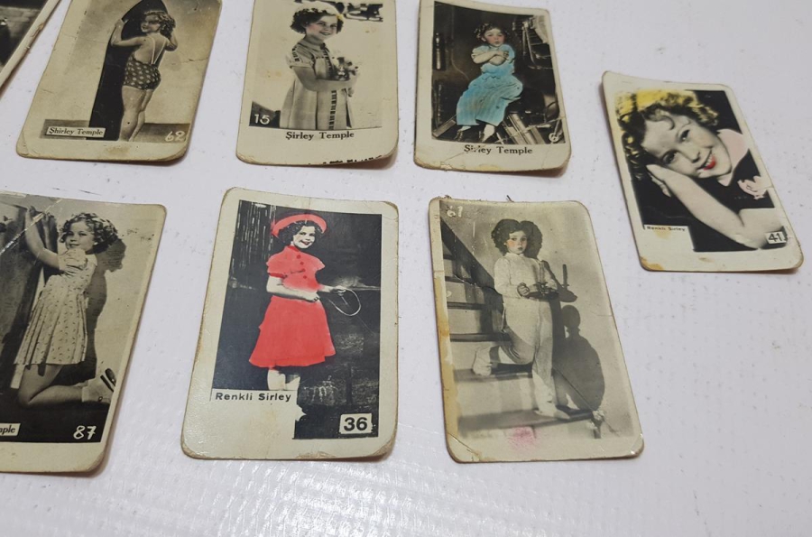 ESKİ BAKKALİYE: ULUS BİSKÜİT EVİ RENKLİ ŞİRLEY KARTLARI