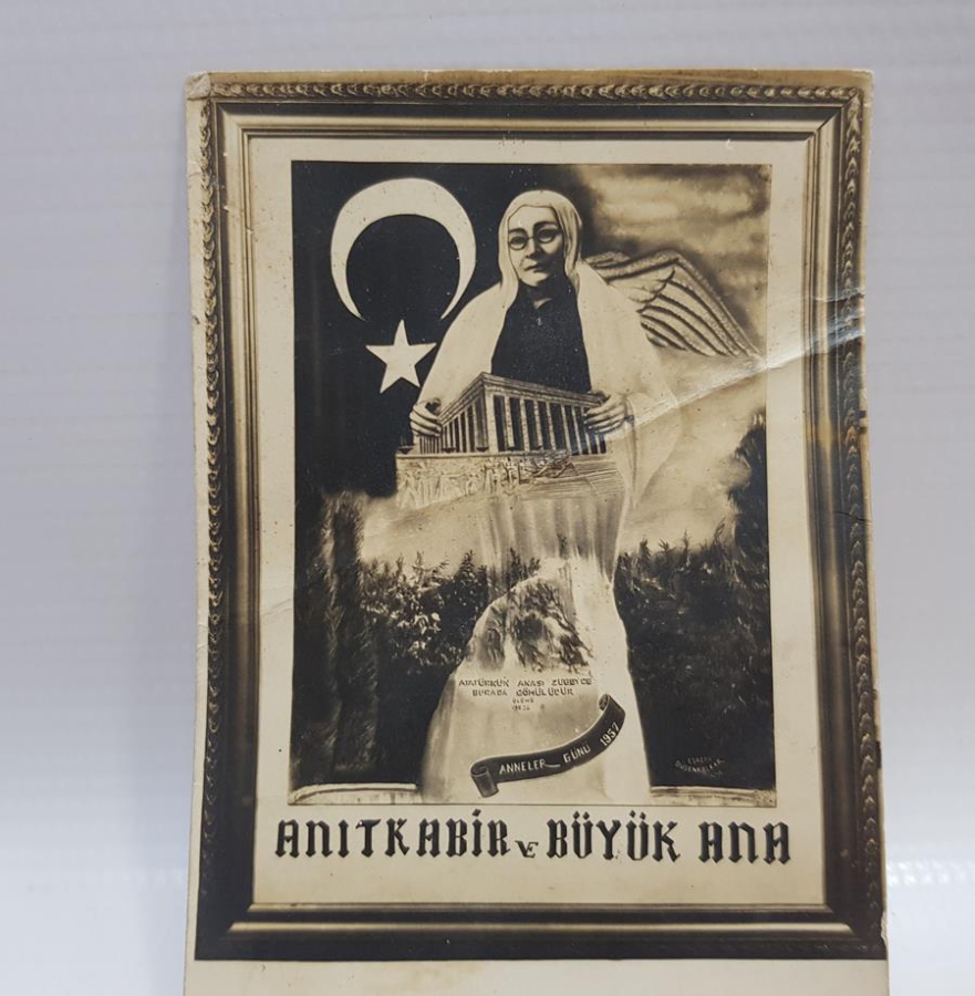 1957 ANNELER GÜNÜ, ANITKABİR VE BÜYÜK ANA ZÜBEYDE HANIM TEMALI KARTPOSTAL