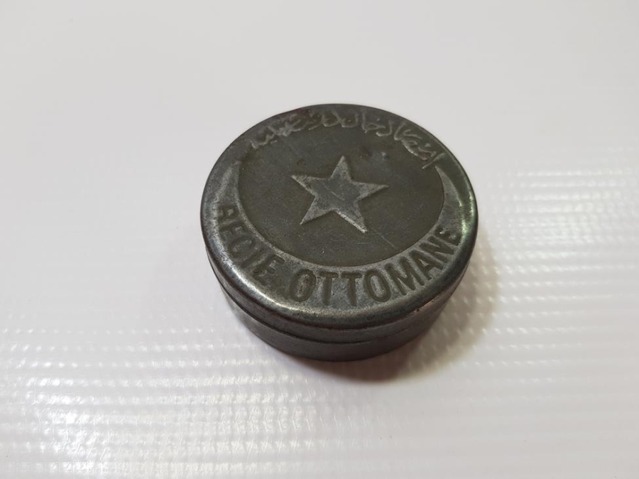 OSMANLI DÖNEMİ ÜZERİ OSMANLICA VE FRANSIZCA YAZILI NADİR FORM TÜTÜN KUTUSU