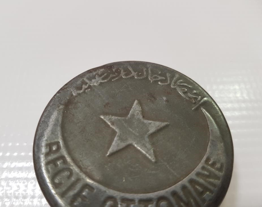 OSMANLI DÖNEMİ ÜZERİ OSMANLICA VE FRANSIZCA YAZILI NADİR FORM TÜTÜN KUTUSU