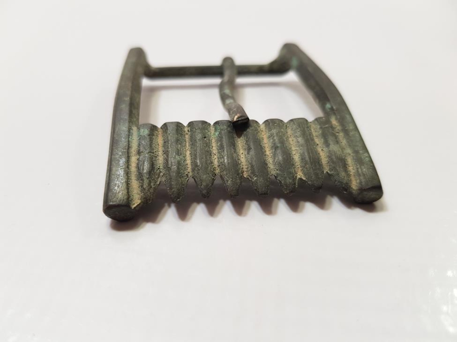 1. DÜNYA SAVAŞI MERMİ FORMLU ÇOK NADİR SUBAY KEMER TOKASI