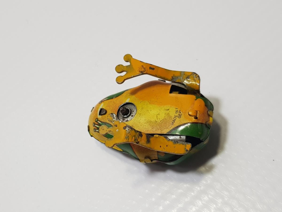 ANTİKA TENEKE OYUNCAK KURBAĞA