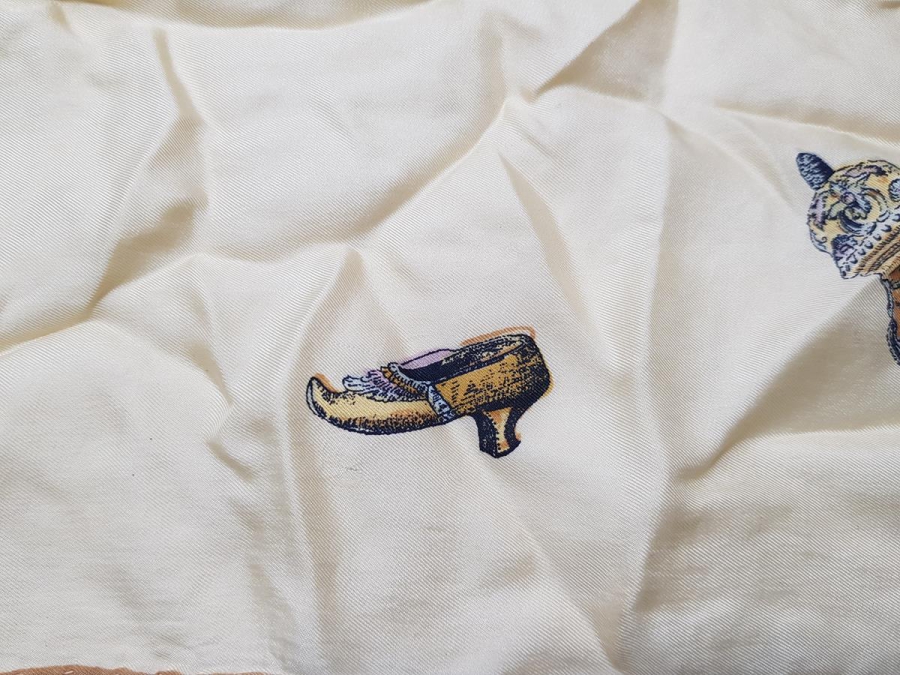 ANTİKA İPEK MENDİL