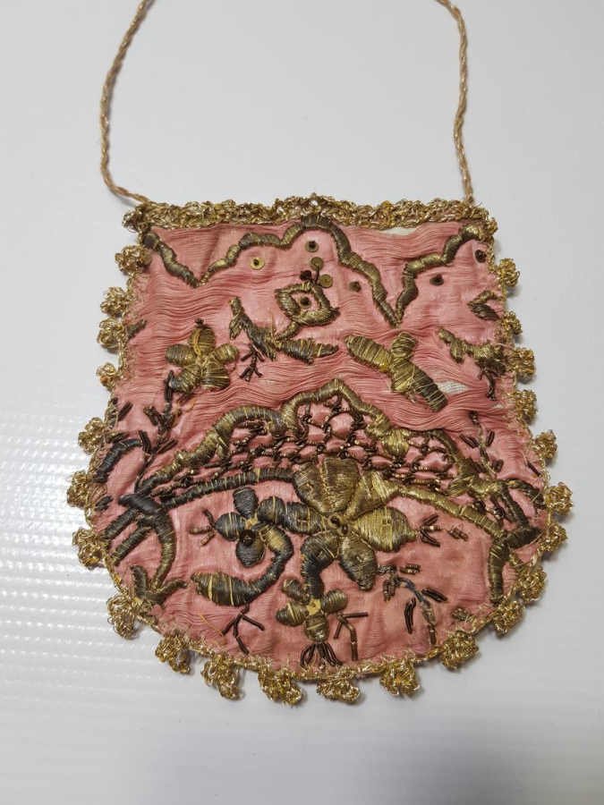 OSMANLI DÖNEMİ ALTIN SIRMA İŞÇİLİKLİ YATIK İŞ GELİN KESESİ