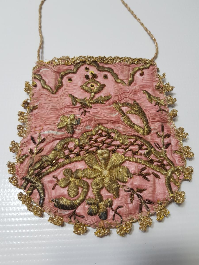 OSMANLI DÖNEMİ ALTIN SIRMA İŞÇİLİKLİ YATIK İŞ GELİN KESESİ