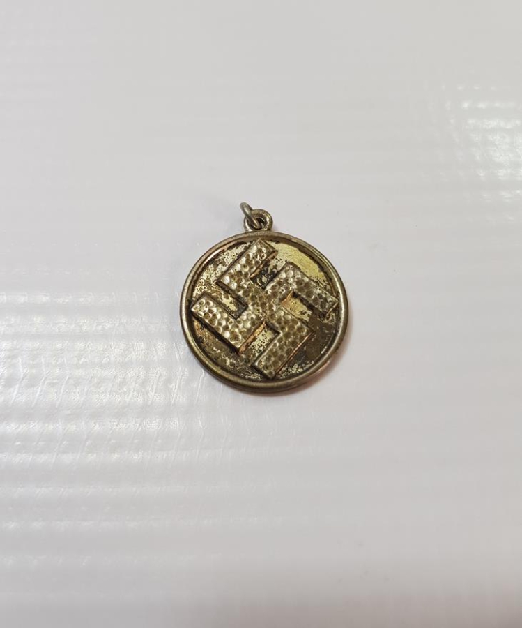 2. DÜNYA SAVAŞI ALMAN NAZİ GAMALI HAÇ KOLYE UCU