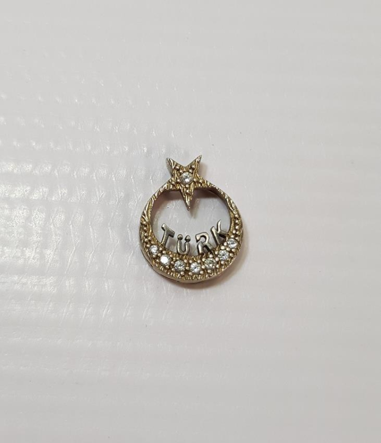 ZİRKON TAŞLARLA SÜSLÜ TÜRK YAZILI AY YILDIZ FORMLU GÜMÜŞ APLİK