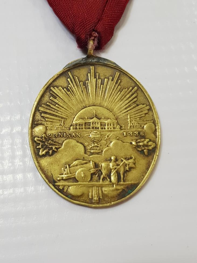 İSTİKLAL MADALYASI VE BERATI