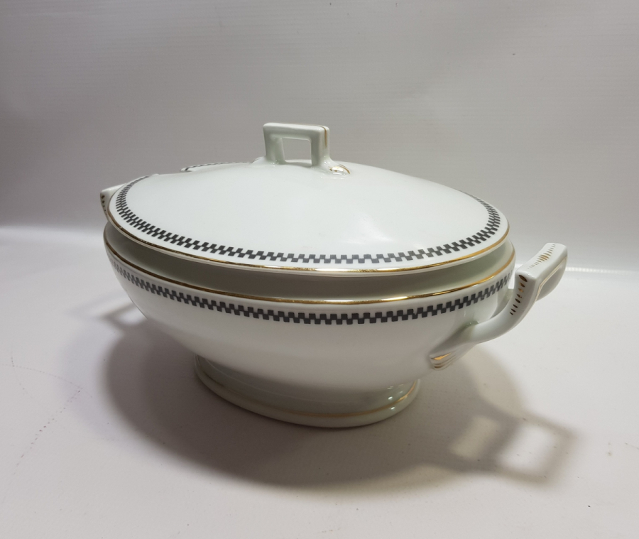 DEV BOYDA ARKASI OSMANLICA YAZILI PORSELEN KAPAKLI ÇORBALIK