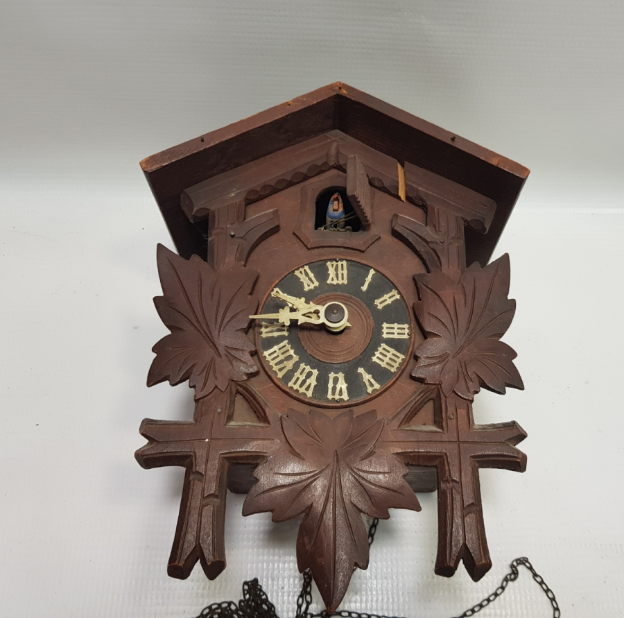 KARAORMAN MODELİ ANTİKA GUGUKLU TOPLU DUVAR SAATİ