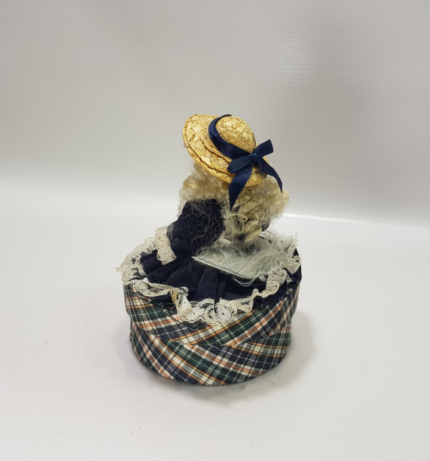 TAŞ BEBEK GÖRSELLİ ANTİKA KUTU