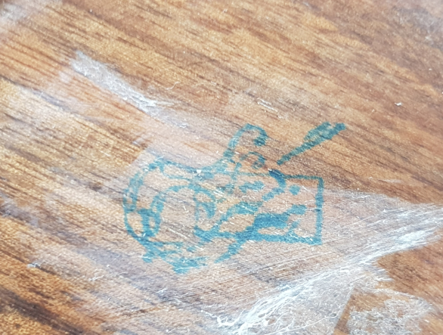 ALTI USTA DAMGALI MARKUTERİ KALEMLİK