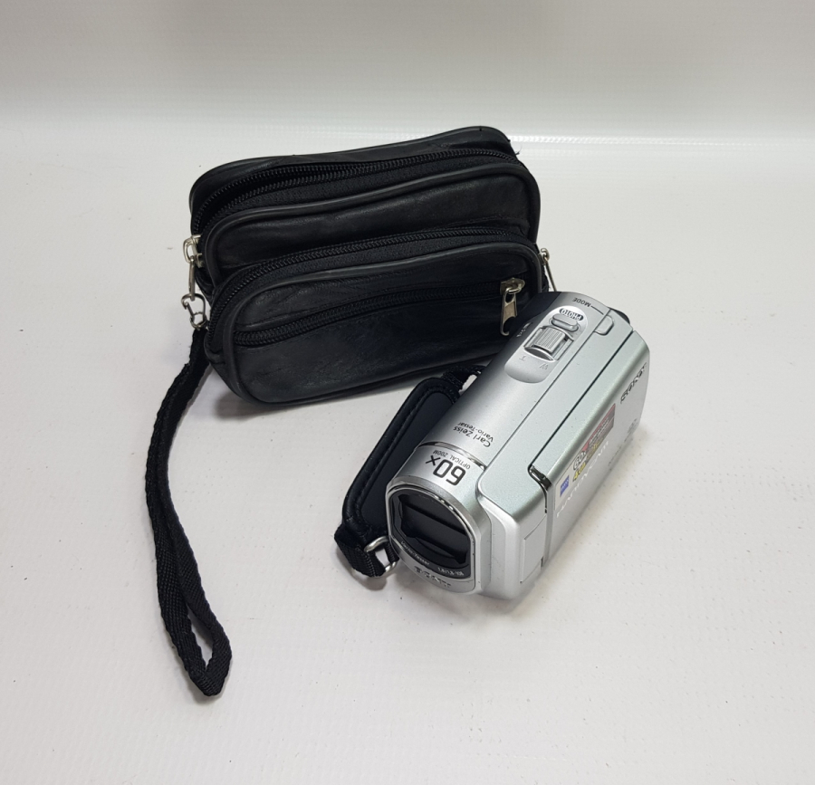 ORİJİNAL ÇANTASINDA VİDEO KAMERA