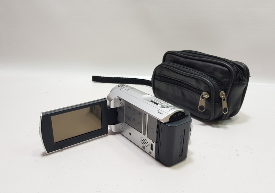 ORİJİNAL ÇANTASINDA VİDEO KAMERA
