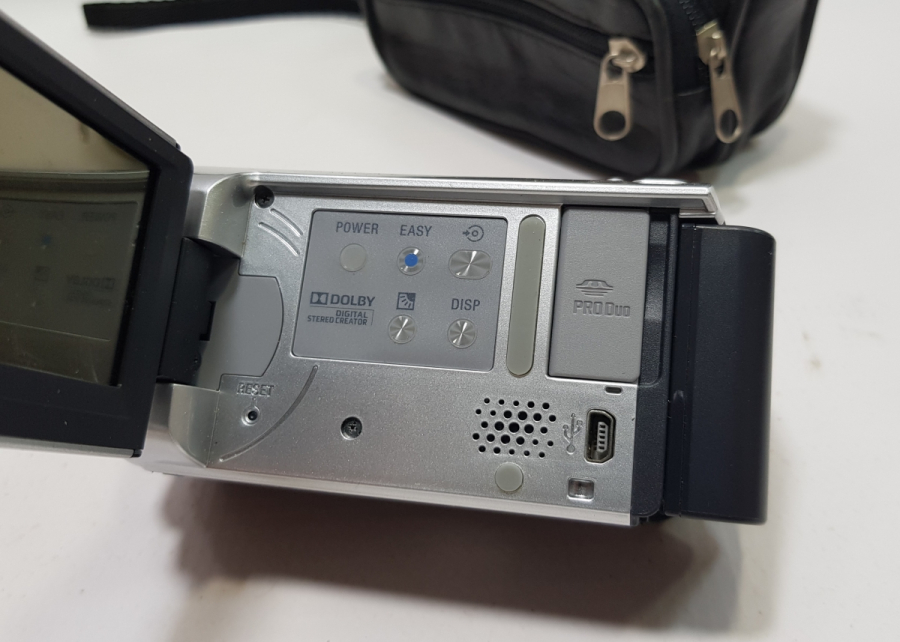 ORİJİNAL ÇANTASINDA VİDEO KAMERA