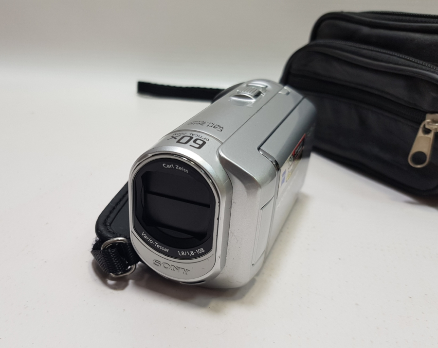 ORİJİNAL ÇANTASINDA VİDEO KAMERA