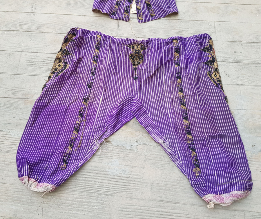 OSMANLI DÖNEMİ ÜZERİ SIRMA VE İPEK İBRİŞİMLİ ŞALVAR CEPKEN TAKIMI