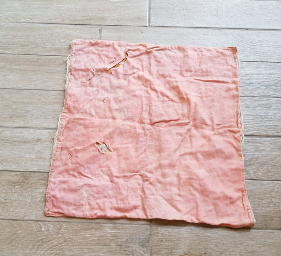 OSMANLI DÖNEMİ ALTIN SIRMA İŞÇİLİKLİ İPEK HAMAM BOHÇASI