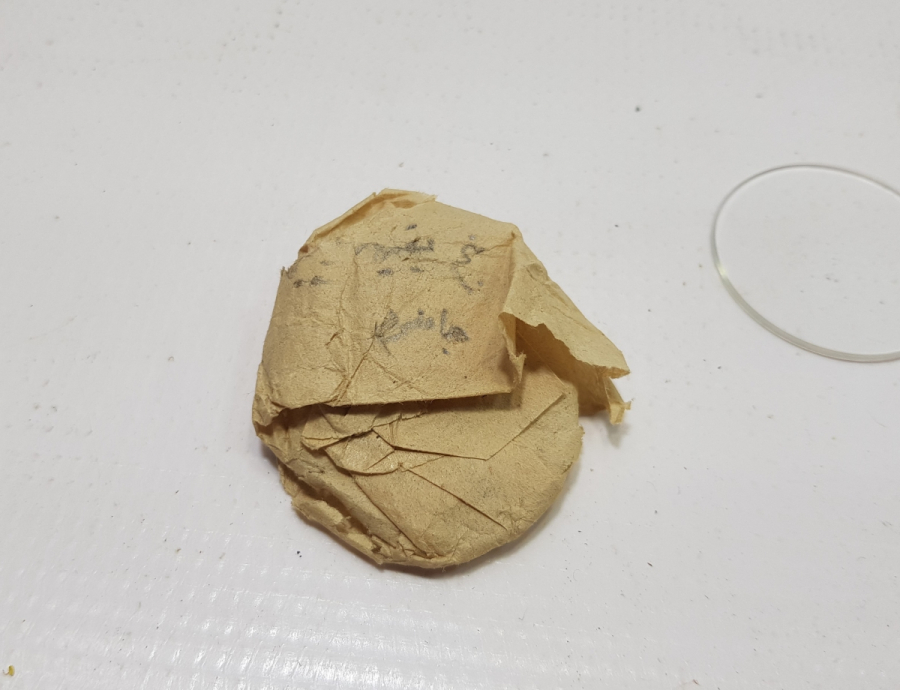 ORİJİNAL KAĞIDINDA OSMANLI DÖNEMİ İKİ ADET GÖZLÜK CAMI