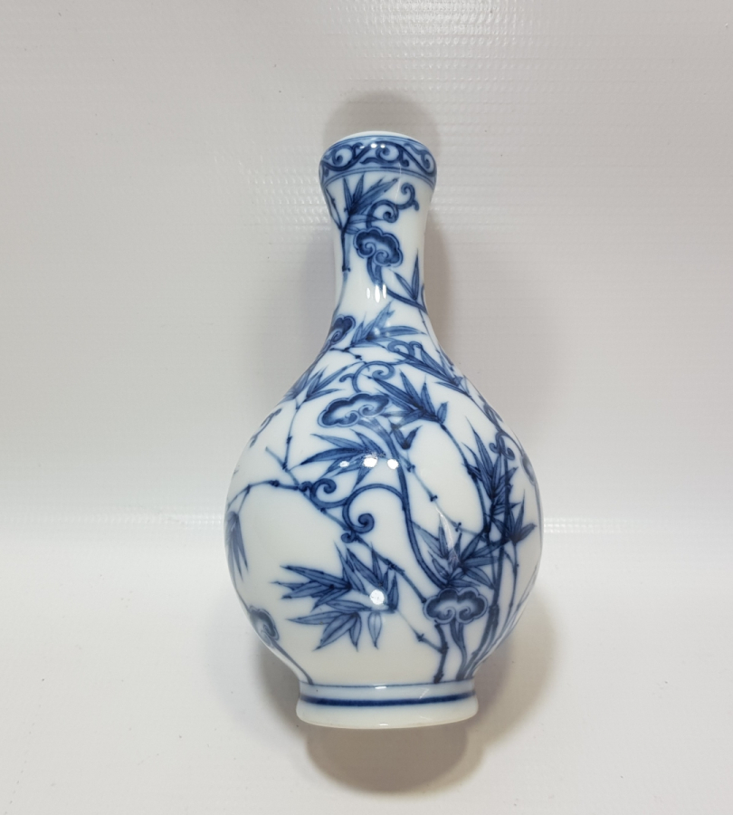 ALTI DAMGALI NADİR ANTİKA ÇİN VAZO