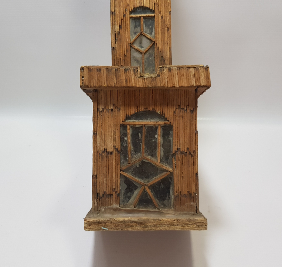 OSMANLI DÖNEMİ SAAT KULESİ FORMUNDA YAPILMIŞ EL YAPIMI BÜYÜK BOY AHŞAP MASA ÜSTÜ OBJESİ