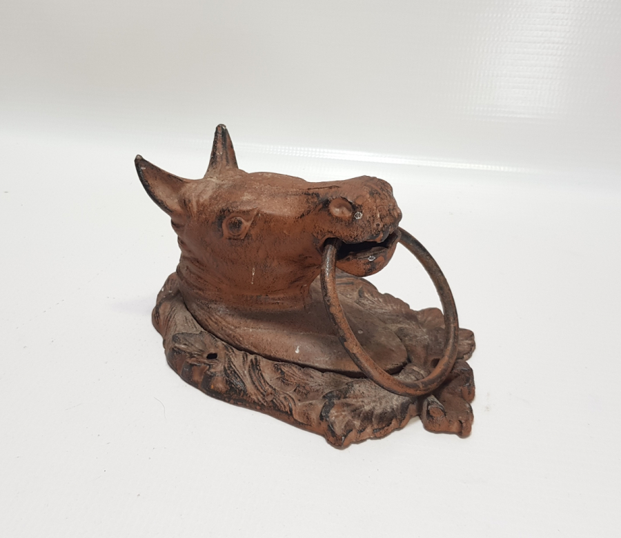 OSMANLI DÖNEMİ AT BAŞI FORMUNDA YAPILMIŞ ÇOK NADİR KAPI TOKMAĞI