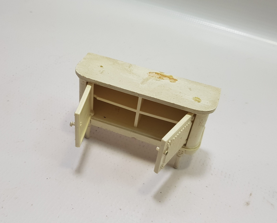 ANTİKA NOSTALJİK AHŞAP KAPAKLI MİNYATÜR DOLAP