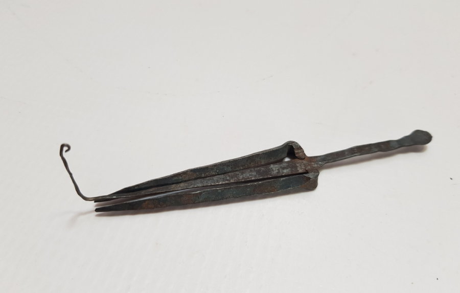 ŞAMAN KÜLTÜRÜ: ESKİ TÜRK MÜZİK ALETİ - GUBUZ - TEMİR KOMUZ