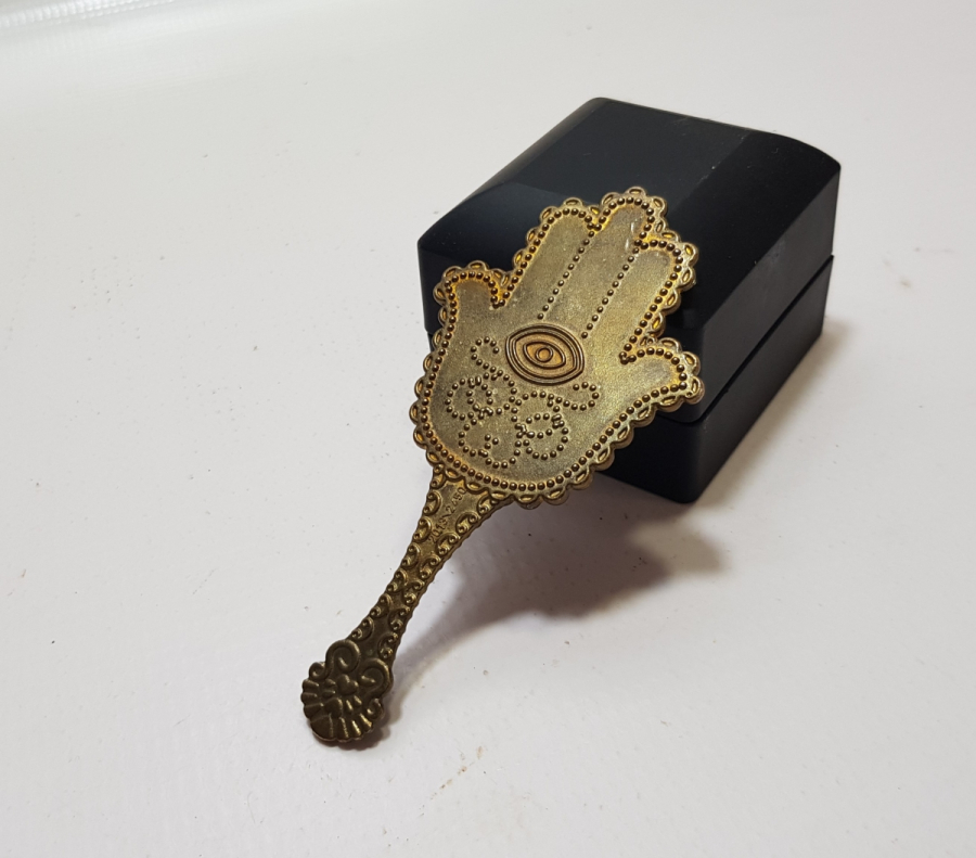 FATMA ANA ELİ FORMLU ANTİKA EL AYNASI