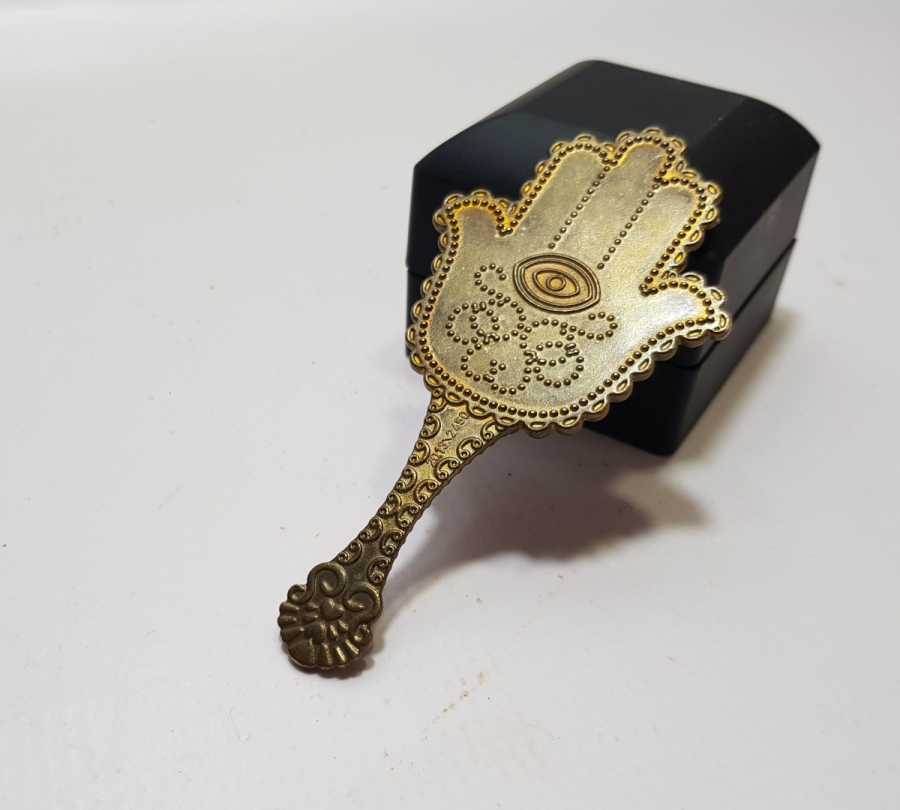 FATMA ANA ELİ FORMLU ANTİKA EL AYNASI