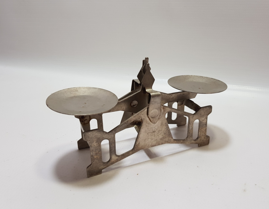 EL YAPIMI ANTİKA TERAZİ