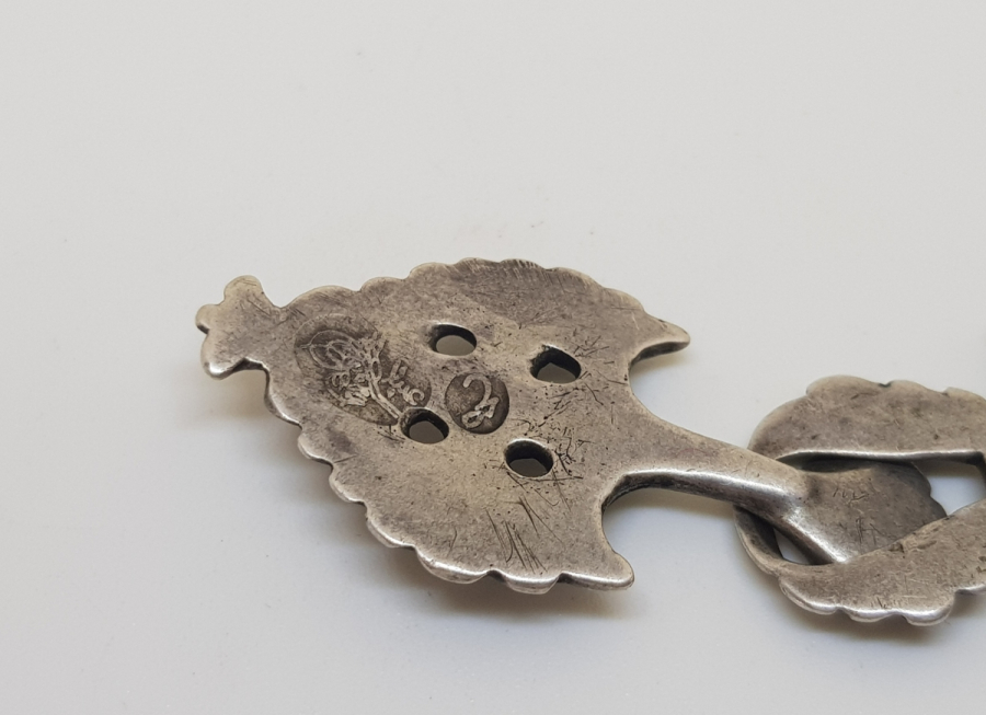 ÜZERİ TUĞRALI OSMANLI DÖNEMİ NADİR GÜMÜŞ GELİN CEPKENİ DÜĞMESİ