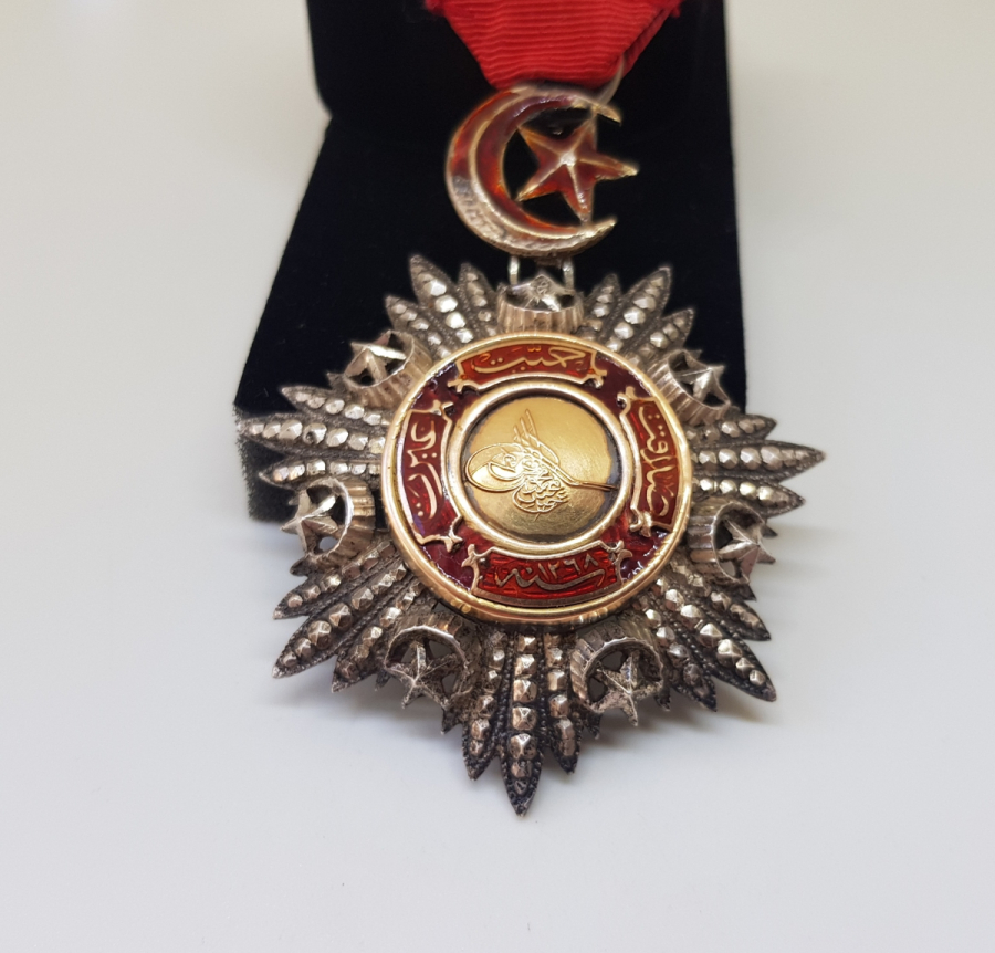 ORJİNAL ASKISI İLE 4. DERECE MECİDİ NİŞANI