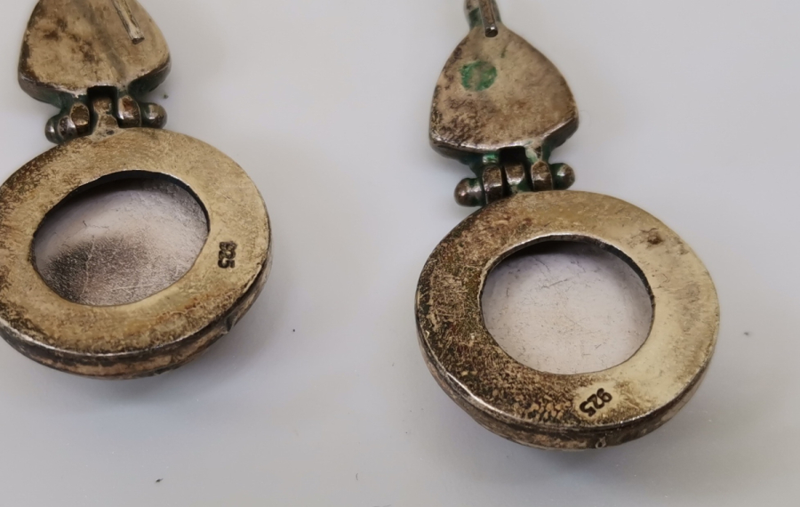 ELHAMRA MODELİ ÖZEL YAPIM EL BOYAMA ÇİNİ İŞÇİLİKLİ GÜMÜŞ KÜPE