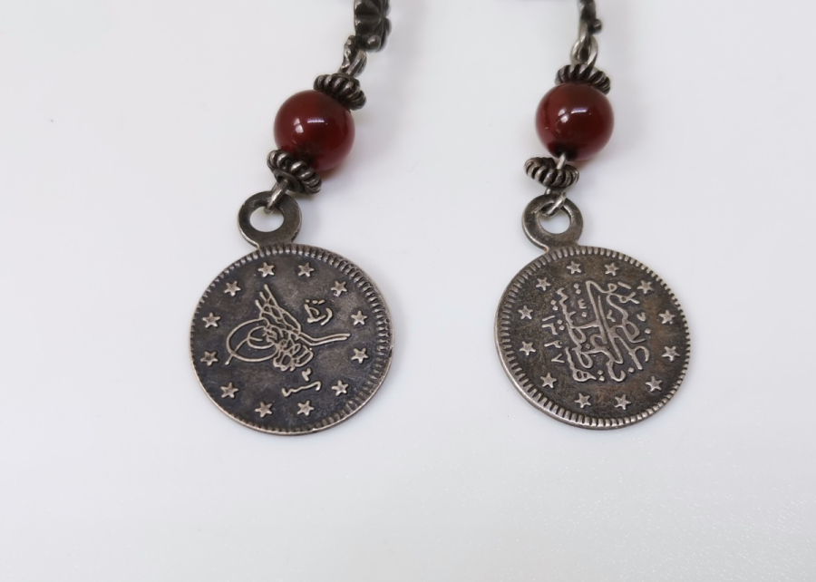 SALLAMALARINDA TUĞRA MOTİFİ BULUNAN ÖZEL YAPIM GÜMÜŞ KÜPE