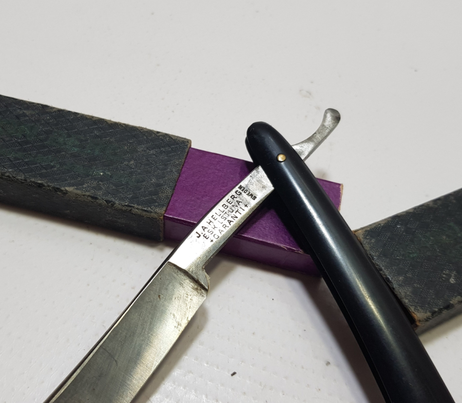 ORİJİNAL KUTUSUNDA OSMANLI DÖNEMİ BERBER USTURASI